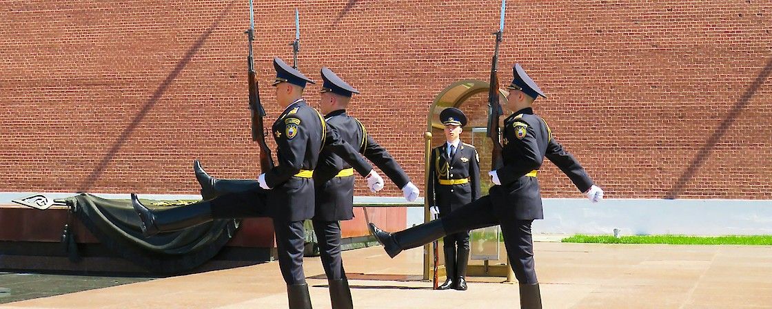 военный переезд